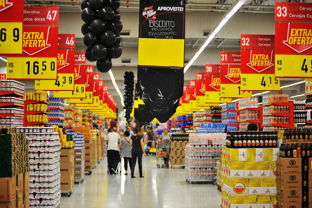 Consumidores paulistas pressionam empresas com recorde de processos