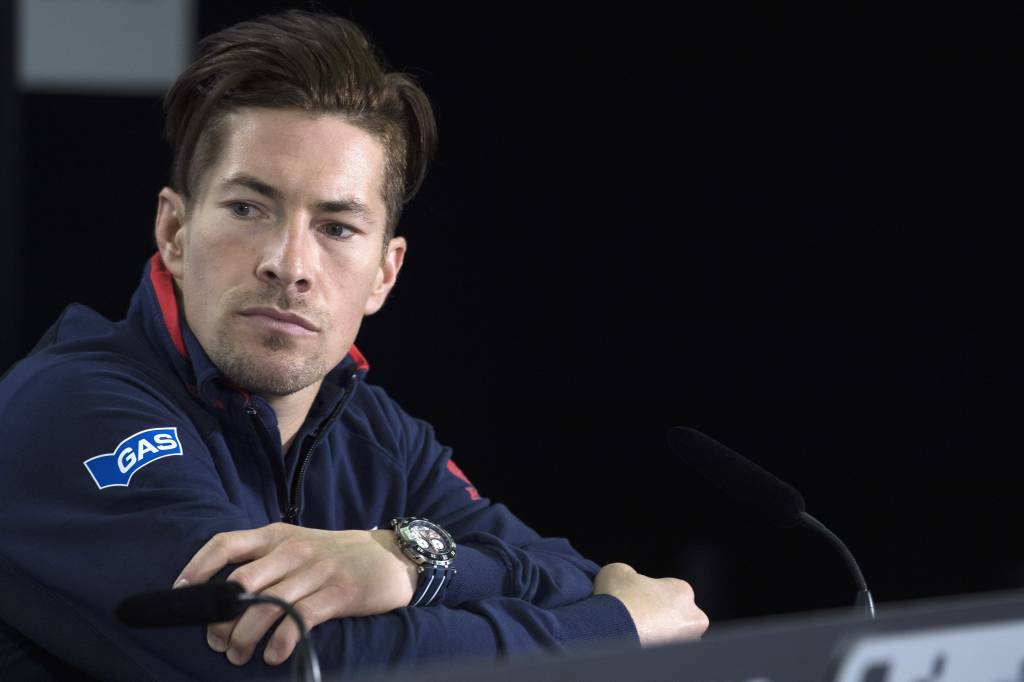 Campeão da MotoGP morre 5 dias depois de ser atropelado