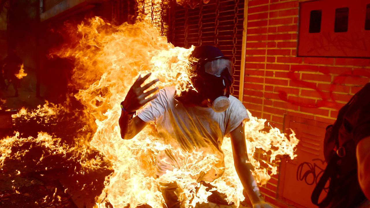 Imagens do dia - Protestos na Venezuela - 03/05/2017