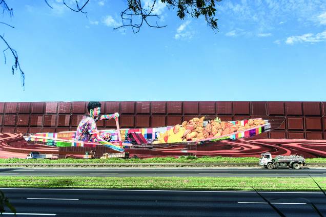 "Maior Mural do Mundo", do grafiteiro Eduardo Kobra, na parede da Cacau Show na Rodovia Castelo Branco, em Itapevi. "Maior Mural do Mundo", do grafiteiro Eduardo Kobra, na parede da Cacau Show na Rodovia Castelo Branco, em Itapevi.