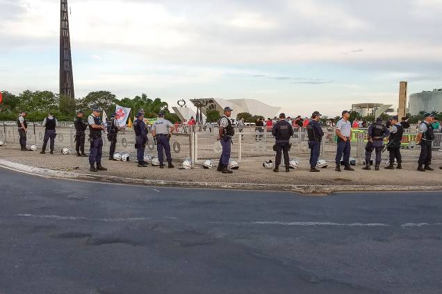 Movimentação de policiais em frente ao Palácio do Planalto, em Brasília (DF) - 18/05/2017 Movimentação de policiais em frente ao Palácio do Planalto, em Brasília (DF) - 18/05/2017