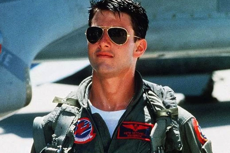 EUA: Tom Cruise recebe honraria militar por estimular alistamento com seus filmes