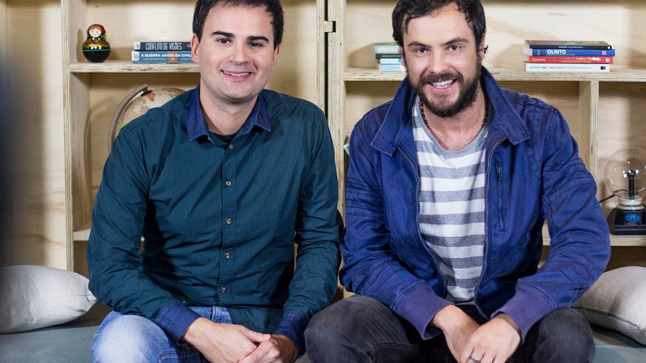 Bruno Meier entrevista o ator Sergio Guizé