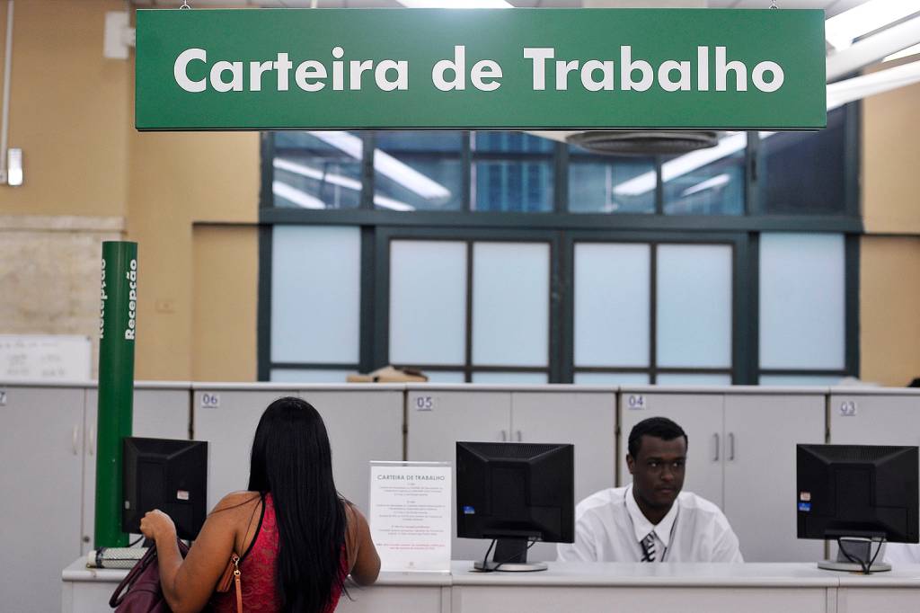 Desemprego cai em 18 estados e vai a 5,8%, o menor nível da série histórica