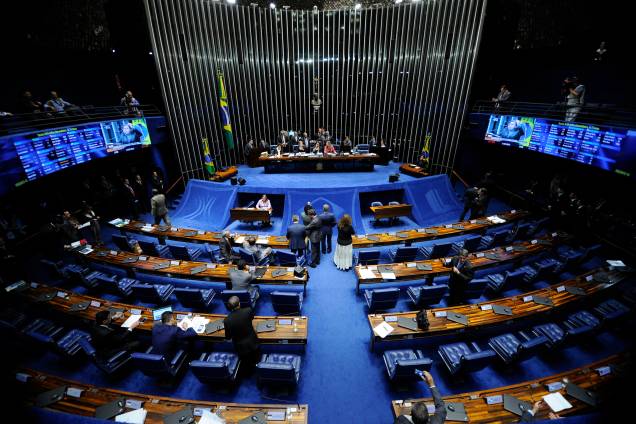 Senadoras de oposição ocupam a mesa do plenário do Senado durante sessão destinada à votação da reforma trabalhista - 11/07/2017 Senadoras de oposição ocupam a mesa do plenário do Senado durante sessão destinada à votação da reforma trabalhista - 11/07/2017