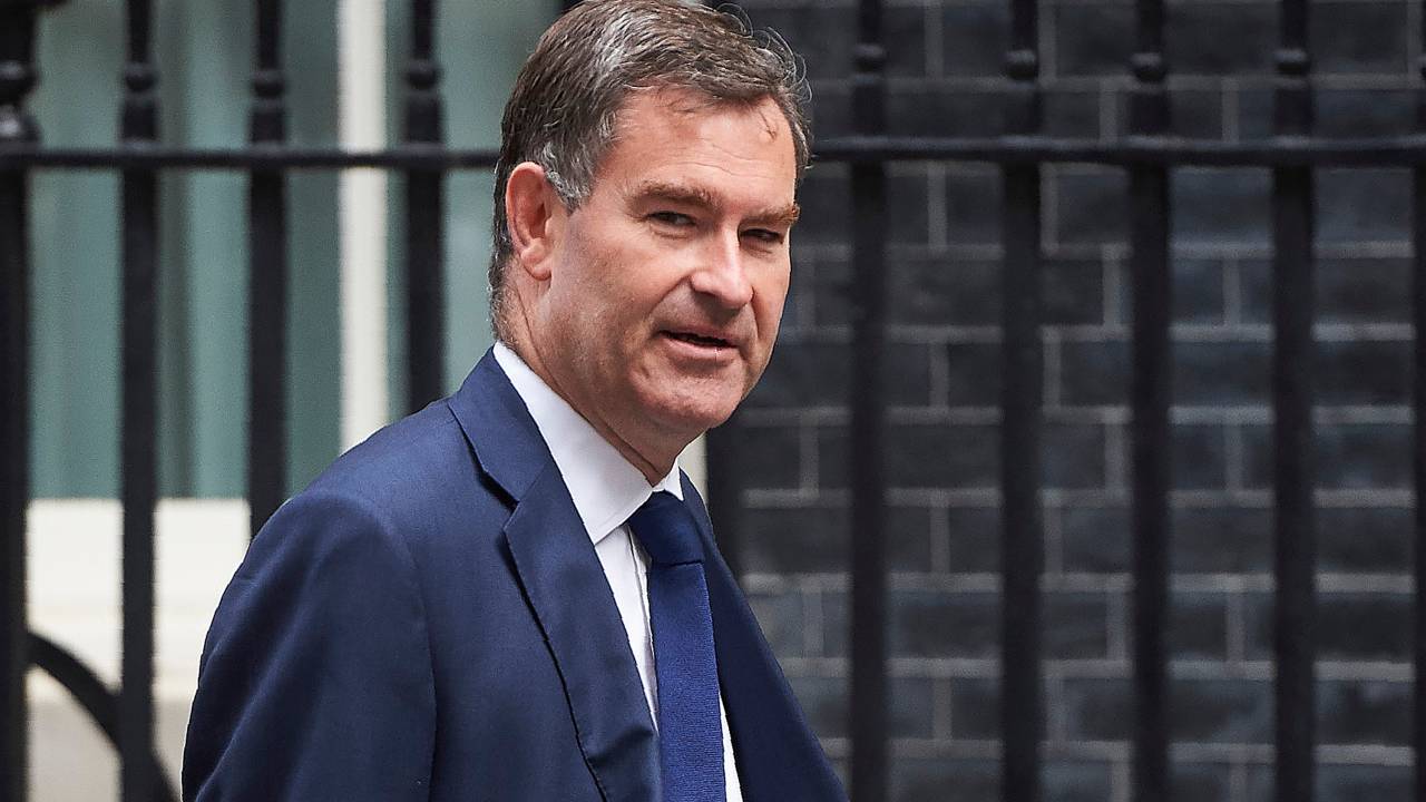 Secretário do trabalho e da aposentadoria da Inglaterra David Gauke