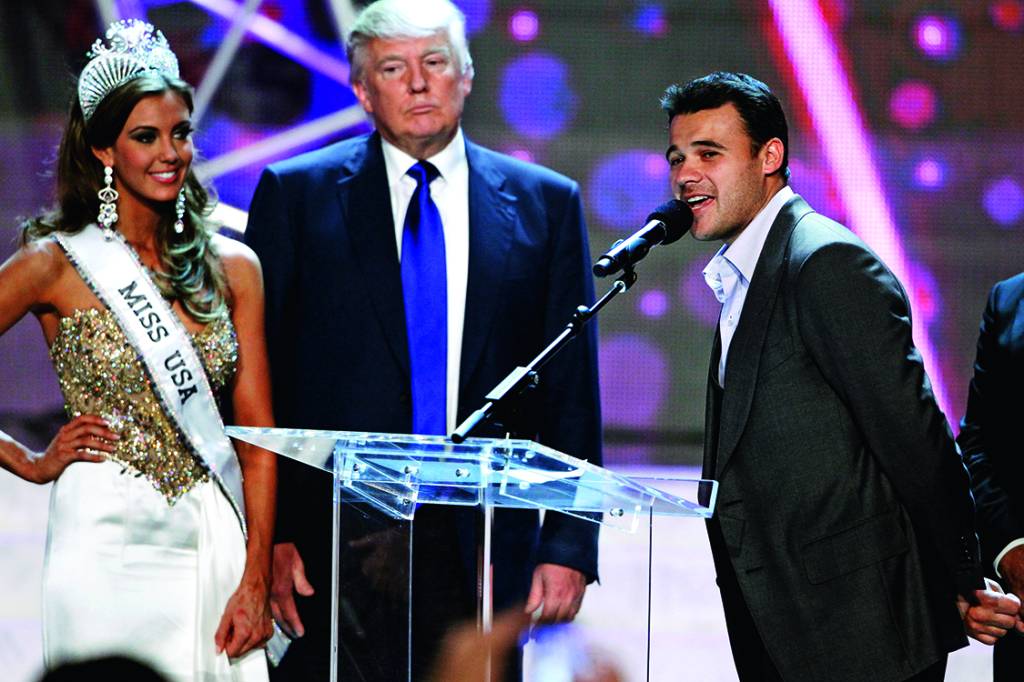 De longa data – Donald Trump e Emin Agarolov durante Miss USA em 2013