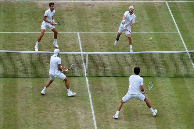 Polonês Lukasz Kubot e Brasileiro Marcelo Melo disputam final de Wimbledon contra o austríaco Oliver Marach e o croata Mate Pavic, em Londres Polonês Lukasz Kubot e Brasileiro Marcelo Melo disputam final de Wimbledon contra o austríaco Oliver Marach e o croata Mate Pavic, em Londres