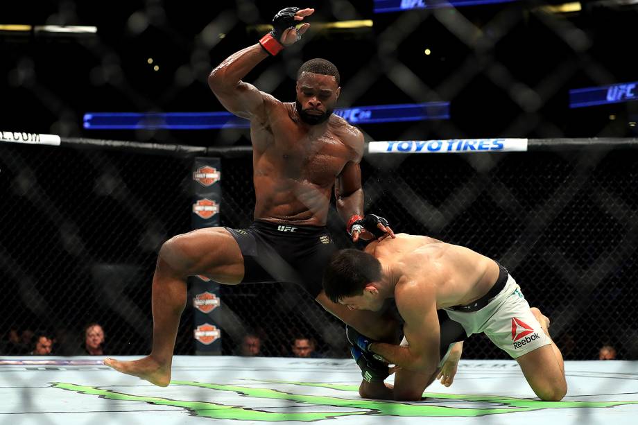 Tyron Woodley vence o brasileiro Demian Maia no UFC 214 em Anaheim (EUA) - 29/07/2017