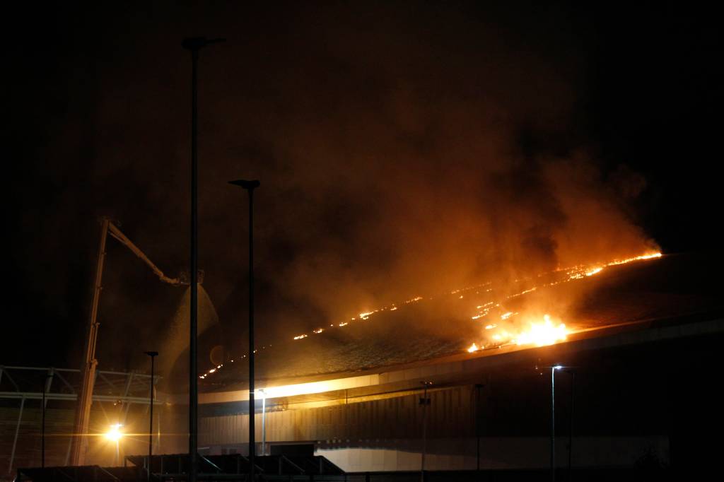 Velódromo que pegou fogo não cumpre exigências dos Bombeiros