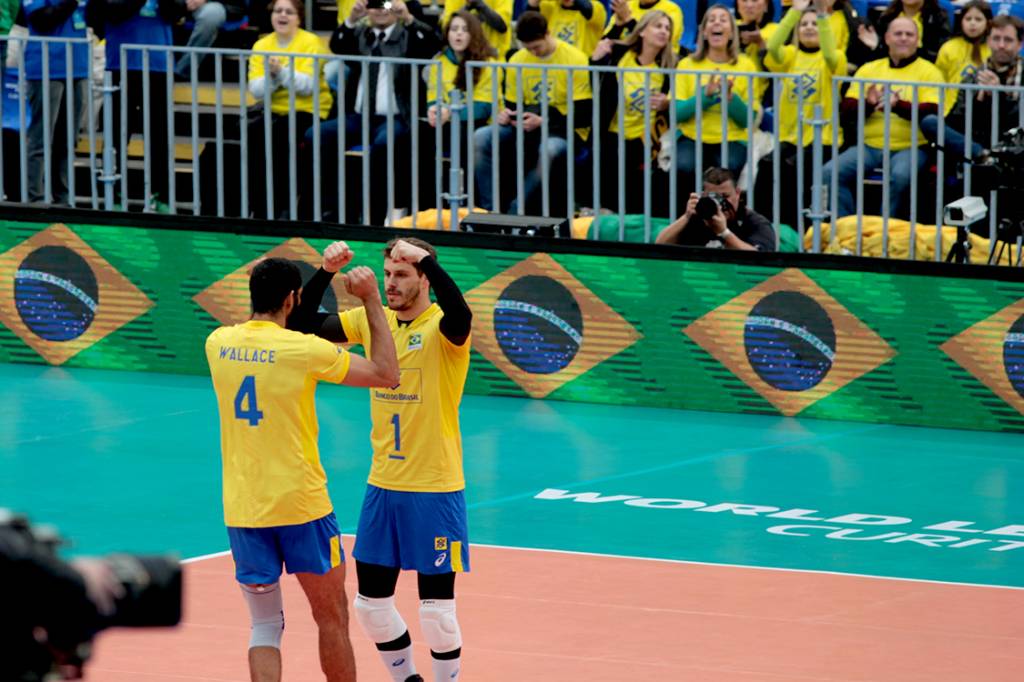 Vôlei: Brasil vence na abertura da fase final da Liga Mundial
