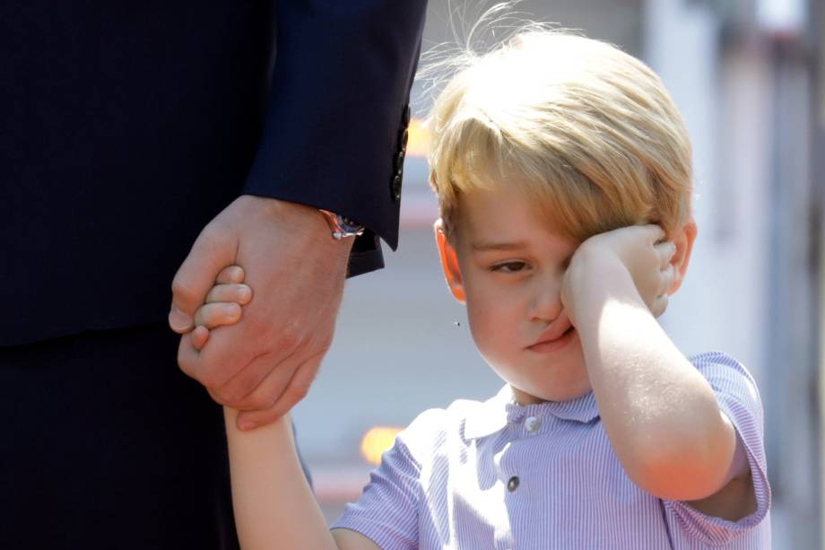 O príncipe George, filho do príncipe William e da duquesa Catherine acompanha seus pais em visita à Alemanha