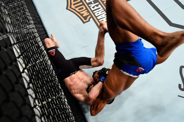 Jarred Brooks vence Eric Shelton no UFC 214 em Anaheim (EUA) - 29/07/2017 Jarred Brooks vence Eric Shelton no UFC 214 em Anaheim (EUA) - 29/07/2017
