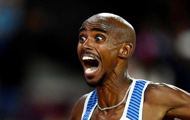 Mohamed Farah vence prova de 10.000m e comemora, em Londres Mohamed Farah vence prova de 10.000m e comemora, em Londres