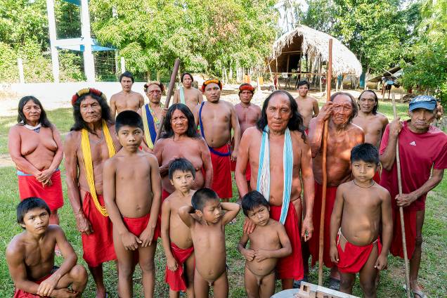 Os índios Waiãpi temem possíveis invasões de seu território por garimpeiros clandestinos, atraídos pelos grandes empreendimentos, além do desmatamento e da contaminação de rios com substâncias tóxicas e metais pesados, como o mercúrio Os índios Waiãpi temem possíveis invasões de seu território por garimpeiros clandestinos, atraídos pelos grandes empreendimentos, além do desmatamento e da contaminação de rios com substâncias tóxicas e metais pesados, como o mercúrio