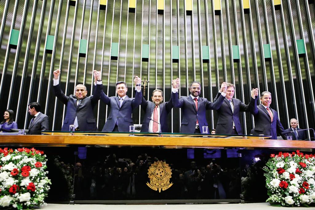 Os dez mandamentos do prefeito Marcelo Crivella