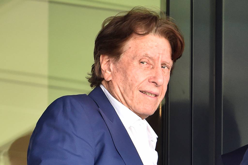 Quem é Pini Zahavi, o israelense que ajudou a levar Neymar ao PSG