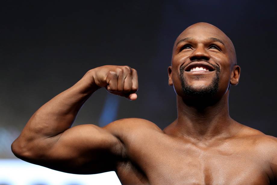 Floyd Mayweather, campeão mundial em cinco categorias do boxe