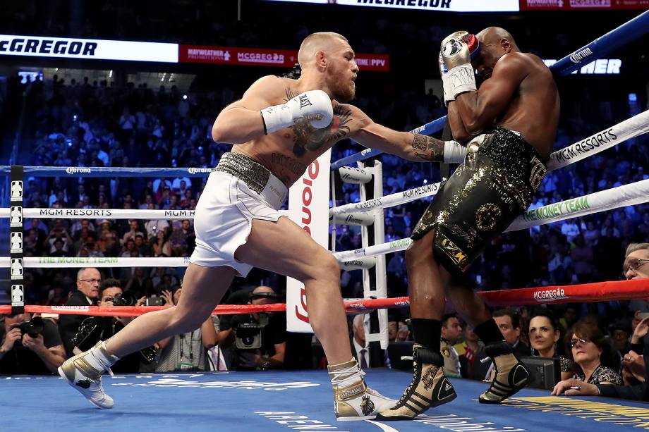 O confronto entre Floyd Mayweather e Conor McGregor, na Mobile Arena, em Las Vegas - 26/08/2017