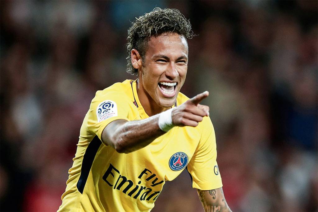 Neymar – “As pessoas acham que deixar o Barça é morrer, mas não. Pelo contrário, estou mais vivo do que nunca.”