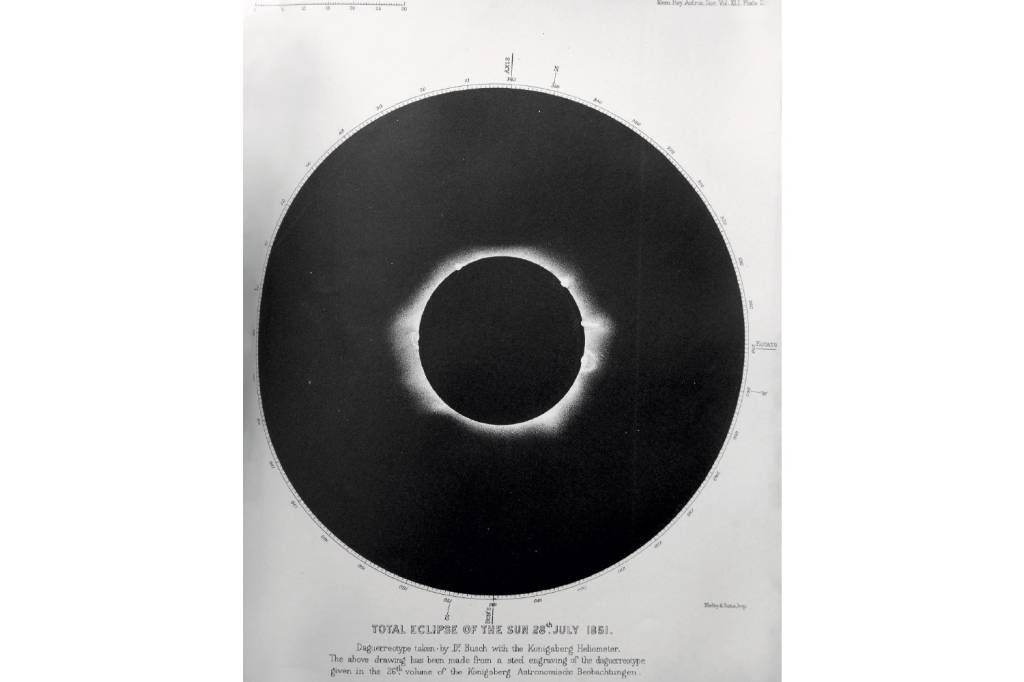 primeira-fotografia-eclipse