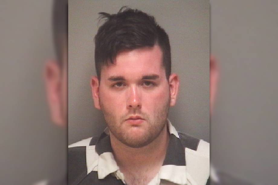 James Alex Fields Jr. posa para foto após confessar jogar seu carro sobre multidão que protestava contra supremacistas brancos em Charlottesville, Virginia