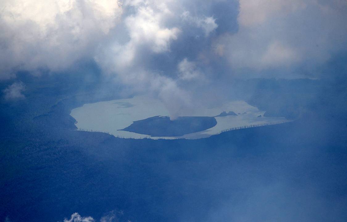 Vulcão Vanuatu, prestes a entrar em erupção