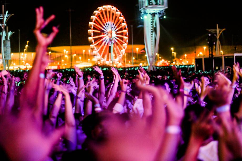 Banda Skank com o vocalista Samuel Rosa no Palco Mundo durante segundo dia de shows do Rock In Rio 2017, no Parque Olímpico, na Barra da Tijuca, zona oeste do Rio de Janeiro (RJ) - 16/09/2019
