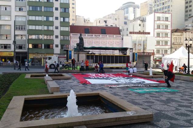 Movimentação em Curitiba, no Paraná, antes do depoimento do ex-presidente Lula ao juiz Sergio Moro - 13/09/2017 Movimentação em Curitiba, no Paraná, antes do depoimento do ex-presidente Lula ao juiz Sergio Moro - 13/09/2017