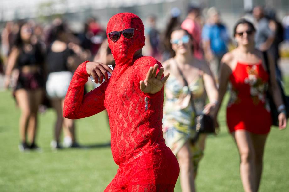 Movimentação do público no primeiro dia do Rock in Rio no Parque Olímpico no Rio de Janeiro - 15/09/2017