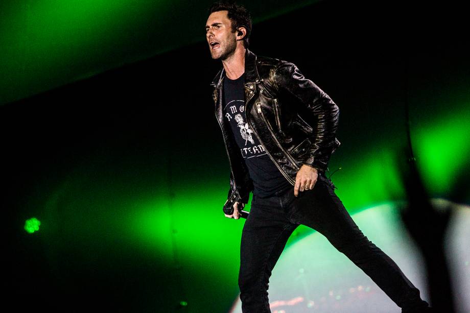 A banda Maroon 5, liderada por Adam Levine no Palco Mundo durante o primeiro dia de Rock in Rio - 15/09/2017