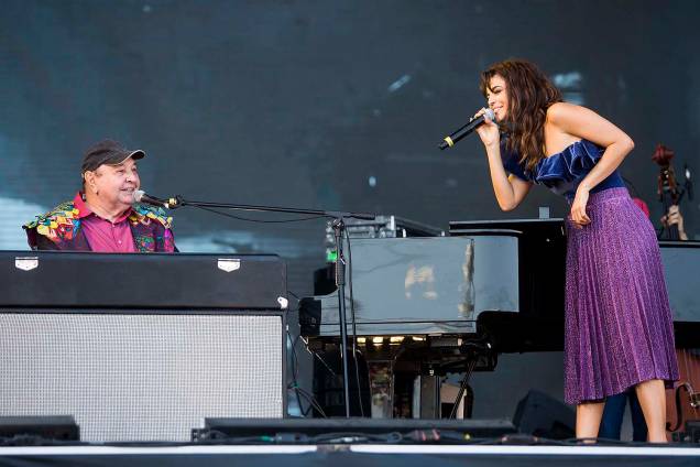 Lucy Alves, Emanuele Araújo, Tie e Mariana Aydar fazem homenagem para João Donato, no segundo dia do Rock in Rio no Parque Olímpico no Rio de Janeiro - 16/09/2017 Lucy Alves, Emanuele Araújo, Tie e Mariana Aydar fazem homenagem para João Donato, no segundo dia do Rock in Rio no Parque Olímpico no Rio de Janeiro - 16/09/2017