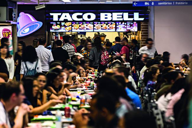 Restaurante mexicano Taco Bell, no Center 3, na Avenida Paulista