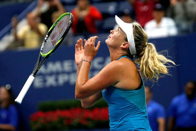 A americana Coco Vandeweghe comemora após vencer a tcheca Karolina Pliskova, no US Open, em Nova York A americana Coco Vandeweghe comemora após vencer a tcheca Karolina Pliskova, no US Open, em Nova York