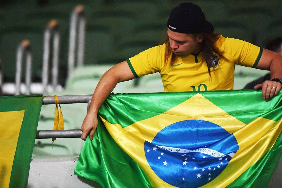 Movimentação de torcedores antes da partida entre Brasil e Chile válida pelas Eliminatórias da Copa da Rússia no Allianz Parque, em São Paulo - 10/10/2017