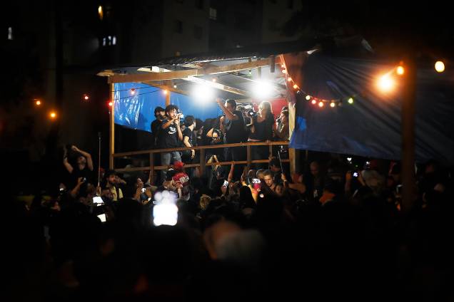 Guilherme Boulos, líder do MTST, discursa em invasão em São Bernardo do Campo. Guilherme Boulos, líder do MTST, discursa em invasão em São Bernardo do Campo.