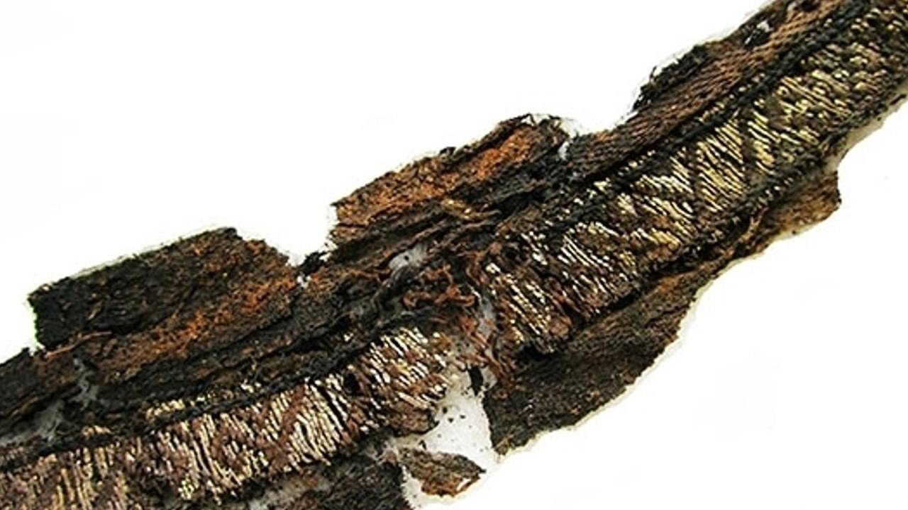 Objeto viking com o nome “Alá” gravado