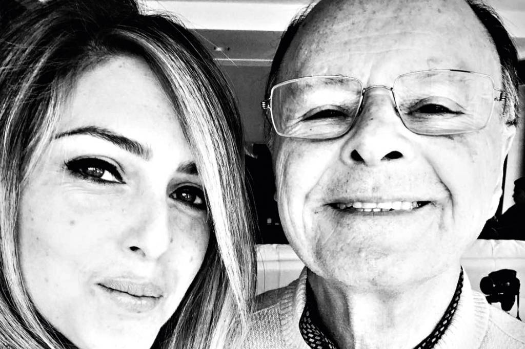 Bênção – Macedo, com a filha: genro aprovado