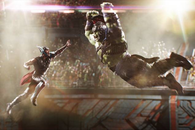 THOR: RAGNAROK com Thor (Chris Hemsworth) e Hulk (Mark Ruffalo) THOR: RAGNAROK com Thor (Chris Hemsworth) e Hulk (Mark Ruffalo)