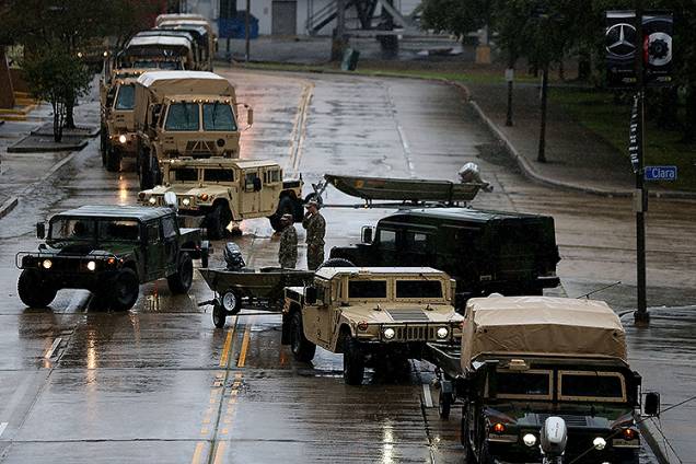 O furacão Nate chegou ao território dos Estados Unidos, em Nova Orleans e outras cidades estão em alerta - 07/10/2017 O furacão Nate chegou ao território dos Estados Unidos, em Nova Orleans e outras cidades estão em alerta - 07/10/2017