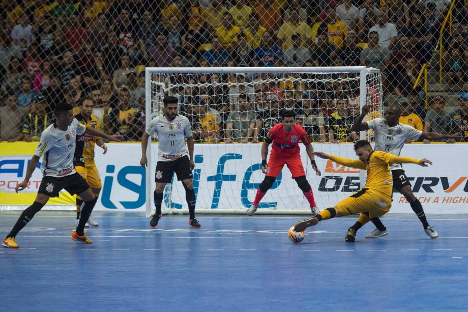 Partida final entre Sorocaba e Corinthians valendo o t&iacute;tulo da Liga paulista de Futsal