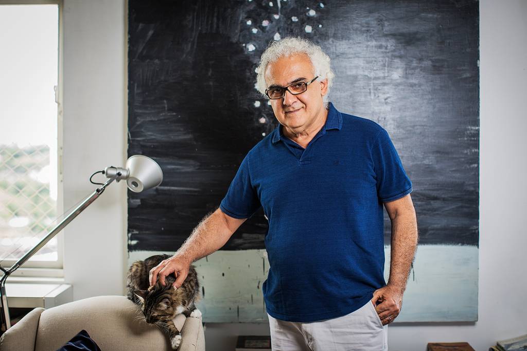 Escritor Milton Hatoum é eleito para a Academia Brasileira de Letras