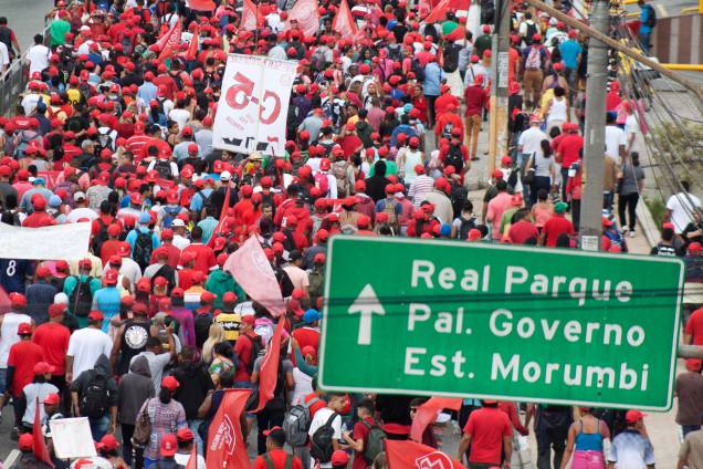 Integrantes da Ocupação Povo Sem Medo, do MTST, realizam marcha de São Bernardo até o Palácio dos Bandeirantes em São Paulo - 31/10/2017Integrantes da Ocupação Povo Sem Medo, do MTST, realizam marcha de São Bernardo até o Palácio dos Bandeirantes em São Paulo - 31/10/2017 Integrantes da Ocupação Povo Sem Medo, do MTST, realizam marcha de São Bernardo até o Palácio dos Bandeirantes em São Paulo - 31/10/2017Integrantes da Ocupação Povo Sem Medo, do MTST, realizam marcha de São Bernardo até o Palácio dos Bandeirantes em São Paulo - 31/10/2017