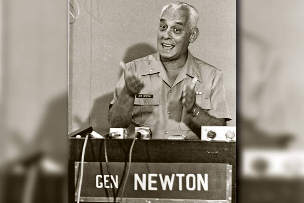 O general - Ex-chefe do Serviço Nacional de Informações (SNI) e ex-comandante militar do Planalto, o general Newton Cruz foi réu na ação penal do atentado do Riocentro