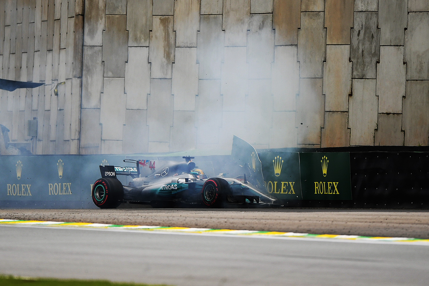 F1: A batida de Lewis Hamilton em detalhes
