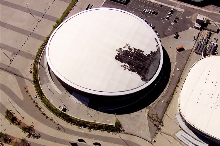 Incêndio atinge cobertura do Velódromo da Rio-2016