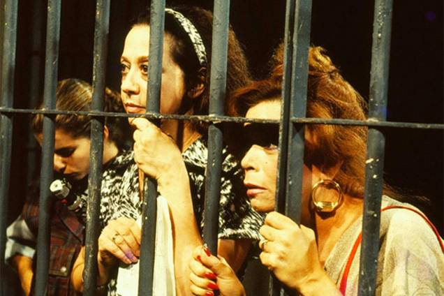 Débora Bloch, Fernanda Montenegro e Consuelo Leandro na novela 'Cambalacho', de <span>Silvio de Abreu</span> Débora Bloch, Fernanda Montenegro e Consuelo Leandro na novela 'Cambalacho', de <span>Silvio de Abreu</span>