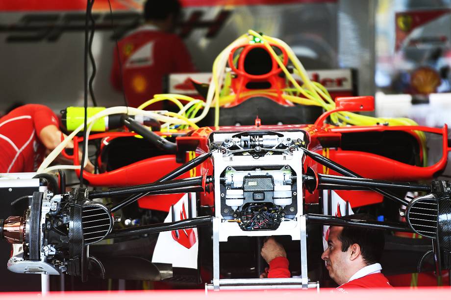 Movimentação no Autódromo de Interlagos antes do início dos treinos para o Grande Prêmio do Brasil de Fórmula 1