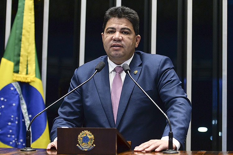 Senador Cidinho Santos
