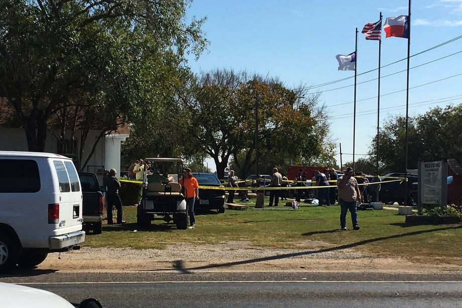 Tiroteio em igreja no Texas deixa ao menos 20 mortos - 05/11/2017